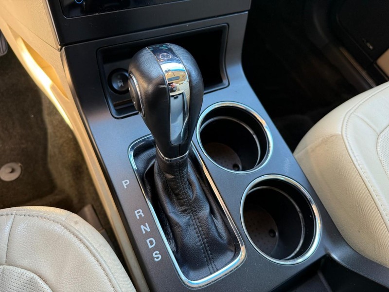 Ford Flex Vehicle Image 38