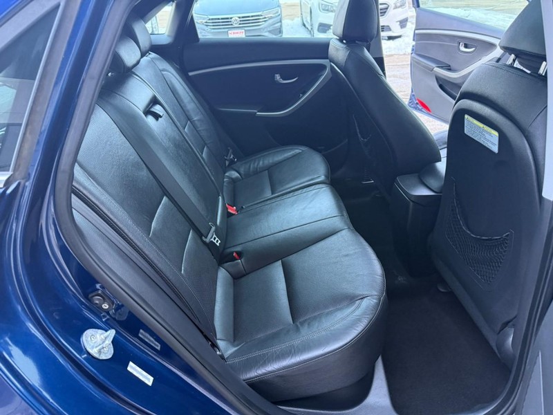 Hyundai Elantra GT Vehicle Image 13