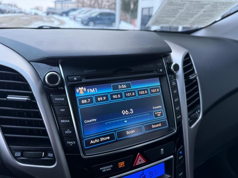 Hyundai Elantra GT Vehicle Image 25