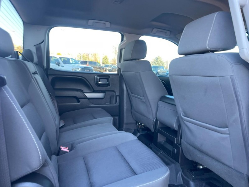 Chevrolet Silverado 1500 Vehicle Image 12