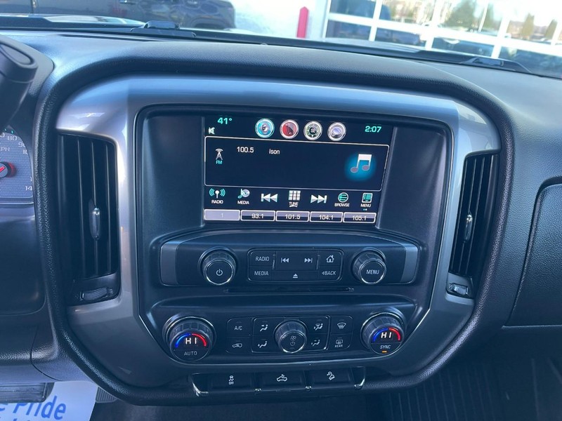 Chevrolet Silverado 1500 Vehicle Image 25