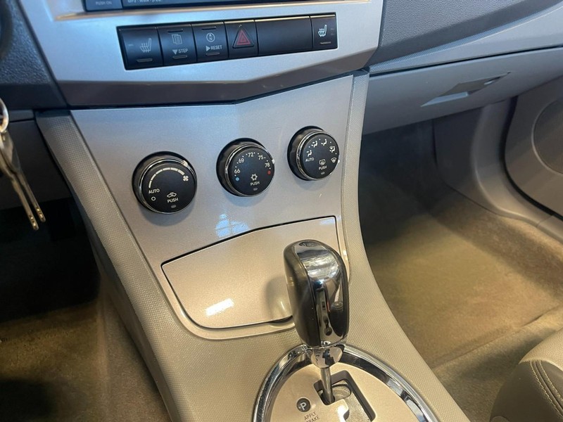 Chrysler Sebring Vehicle Image 17