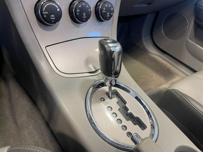 Chrysler Sebring Vehicle Image 22