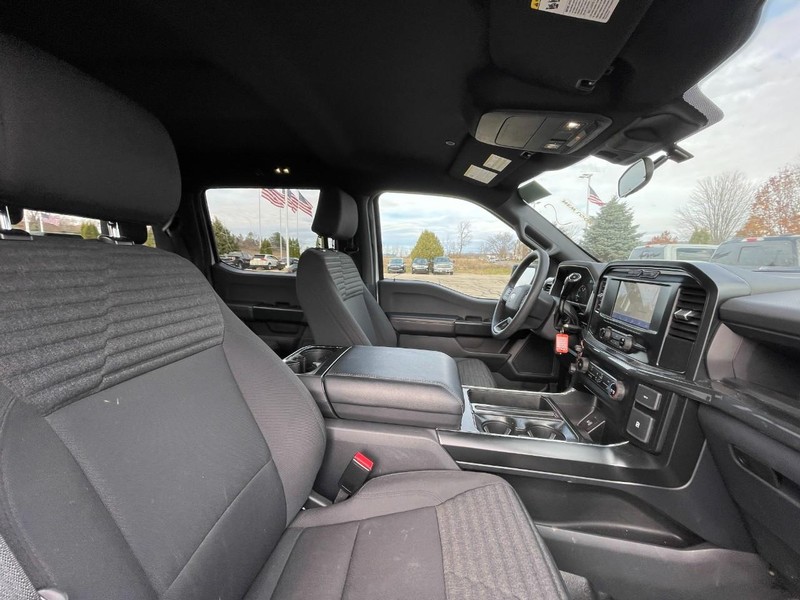 Ford F-150 Vehicle Image 03