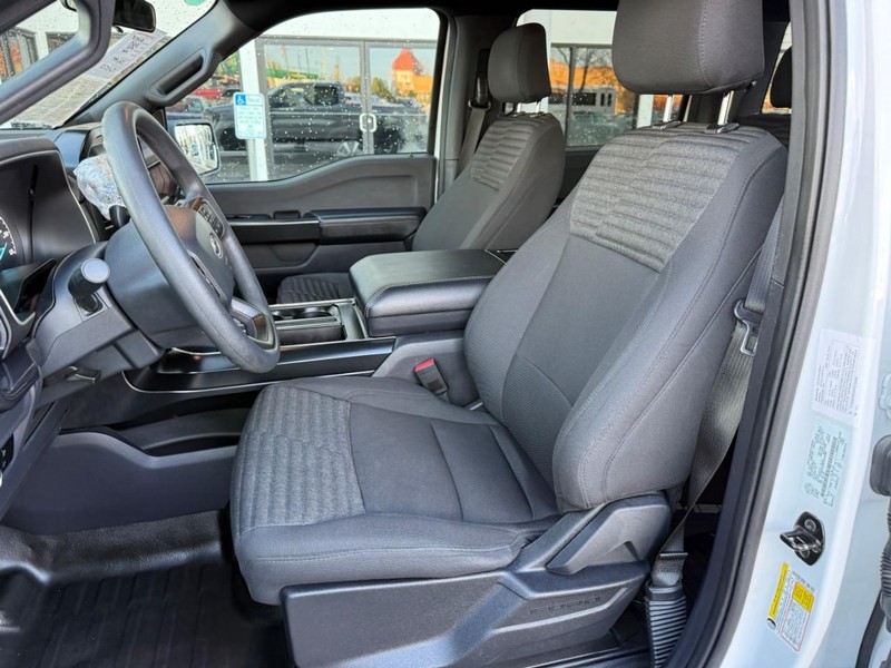 Ford F-150 Vehicle Image 09