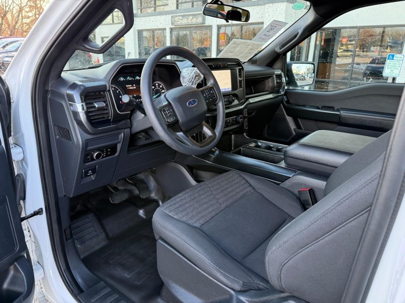 Ford F-150 Vehicle Image 10