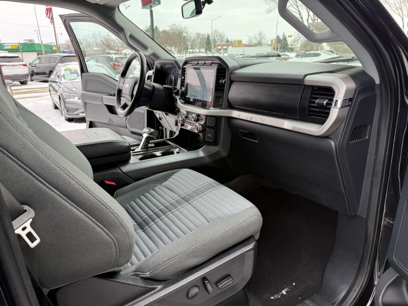 Ford F-150 Vehicle Image 17