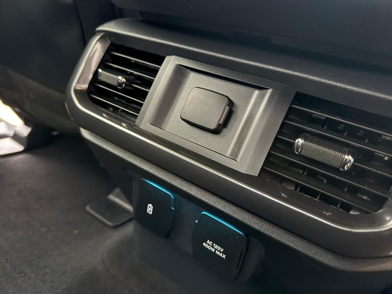 Ford F-150 Vehicle Image 16