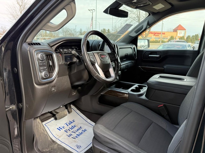 GMC Sierra 1500 Vehicle Image 10