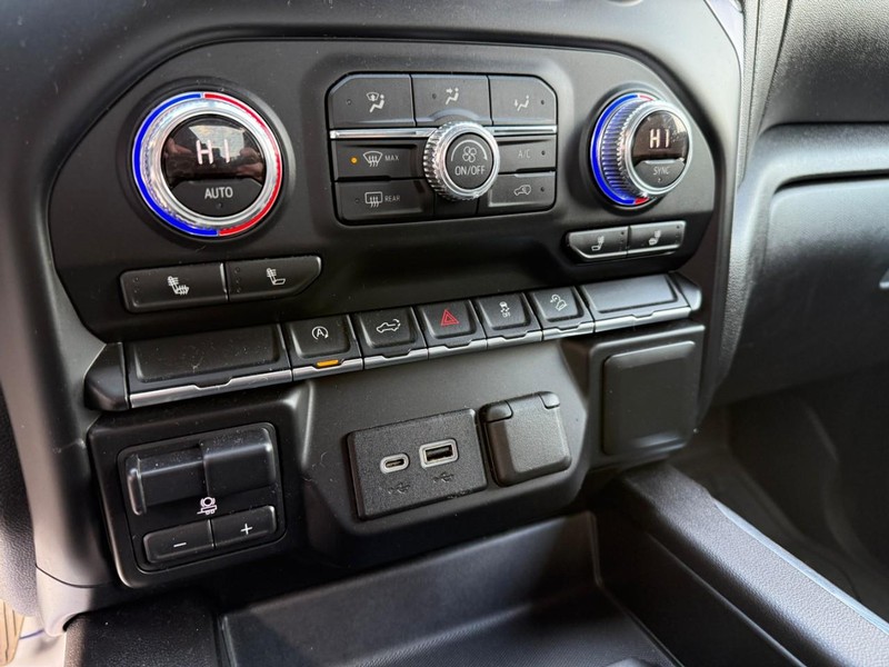 GMC Sierra 1500 Vehicle Image 28