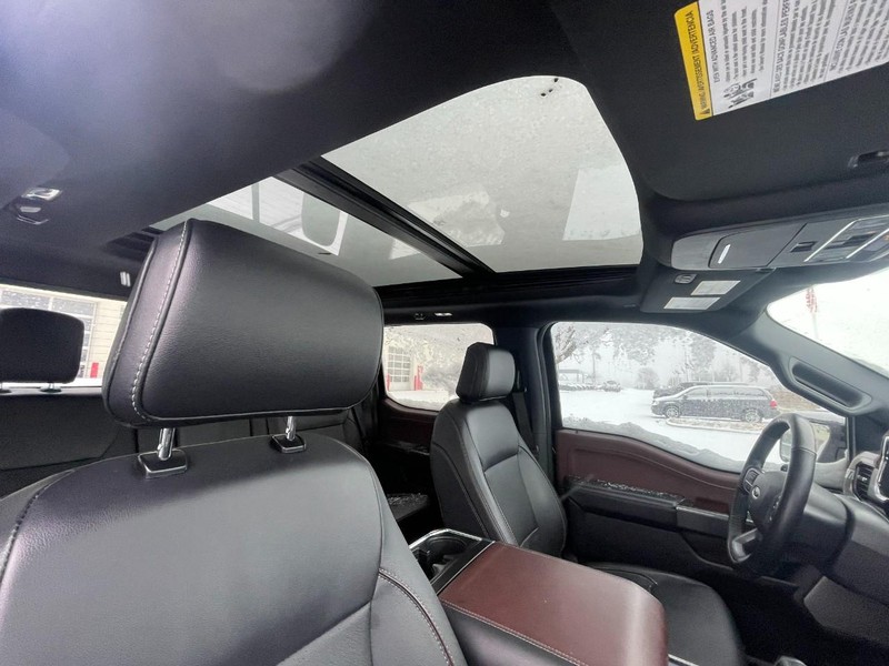 2023 Ford F-150 Lariat photo 3