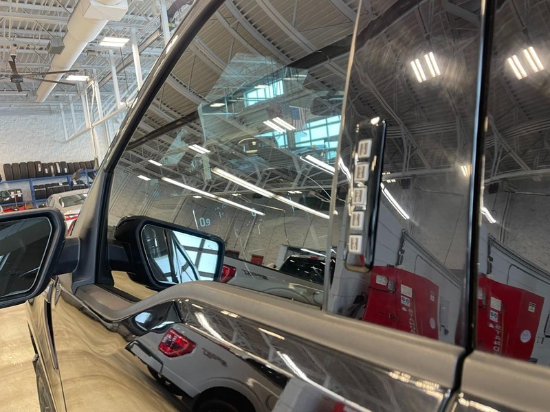 Ford F-150 Vehicle Image 16