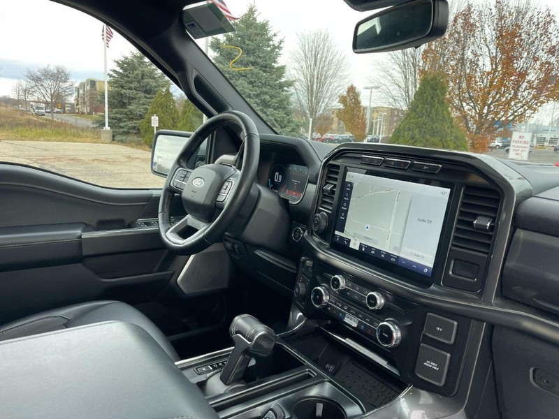 Ford F-150 Vehicle Image 02