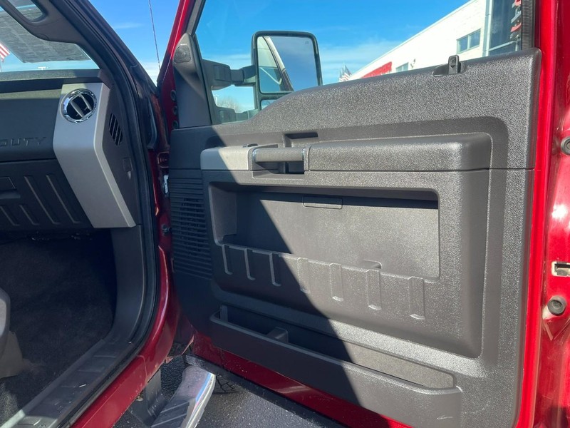 Ford Super Duty F-250 SRW Vehicle Image 07