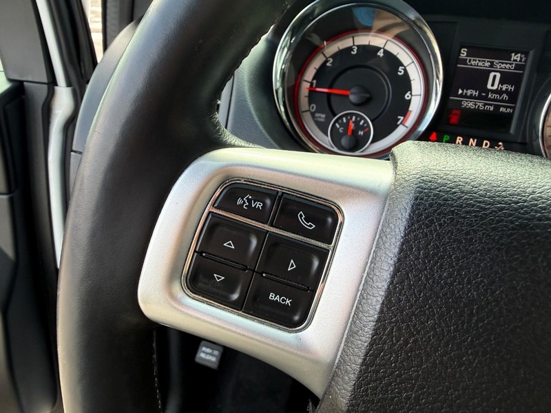 Dodge Grand Caravan Vehicle Image 28