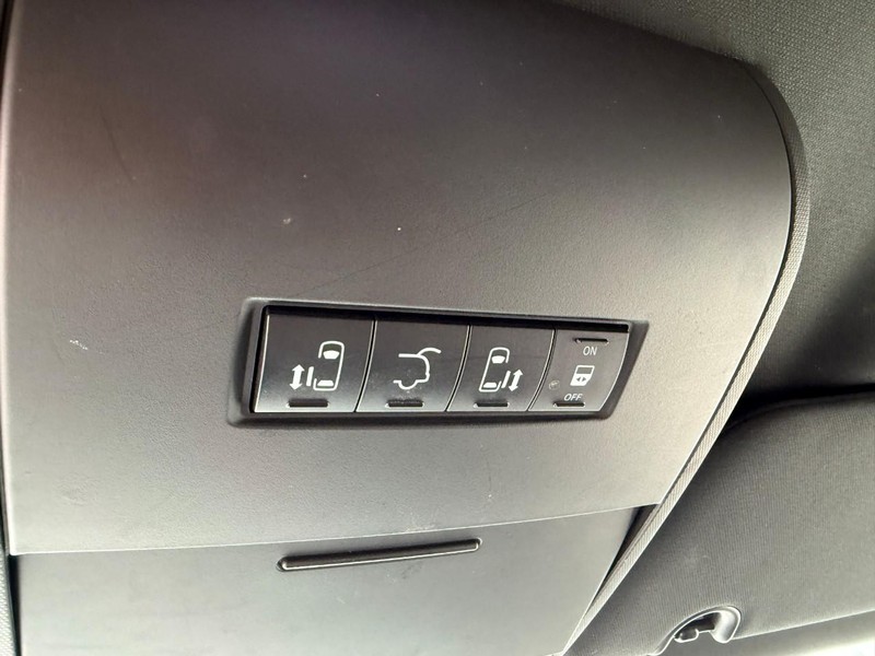 Dodge Grand Caravan Vehicle Image 35