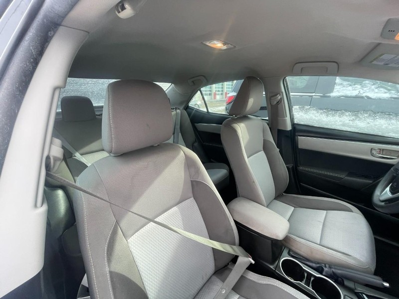 Toyota Corolla Vehicle Image 04