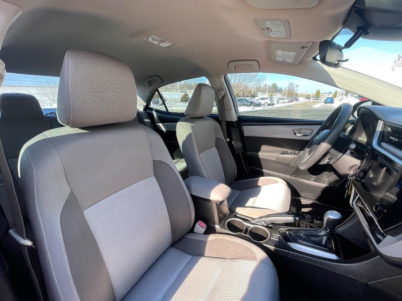 Toyota Corolla Vehicle Image 06