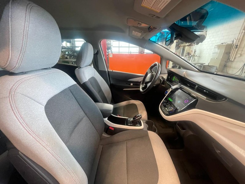 Chevrolet Bolt EV Vehicle Image 10