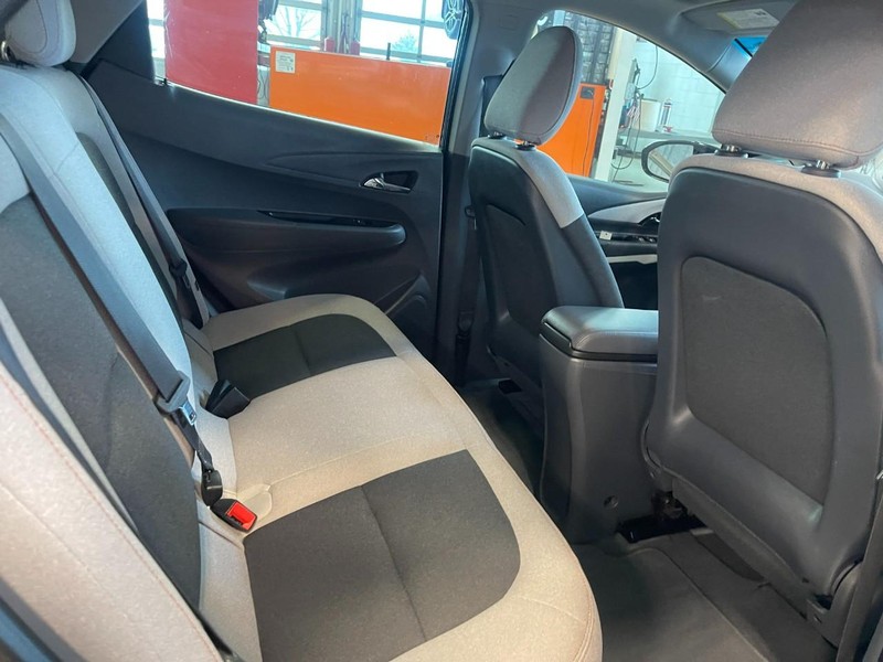Chevrolet Bolt EV Vehicle Image 12