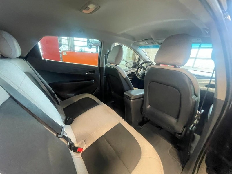 Chevrolet Bolt EV Vehicle Image 13