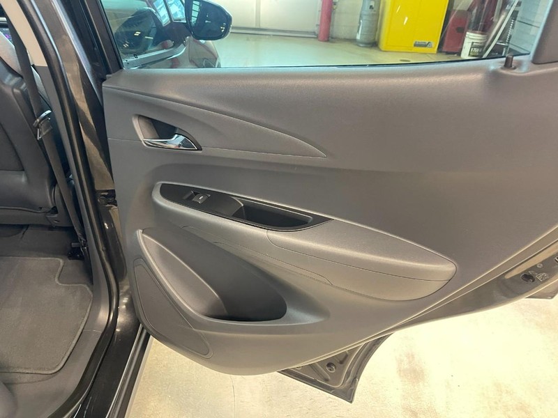 Chevrolet Bolt EV Vehicle Image 14