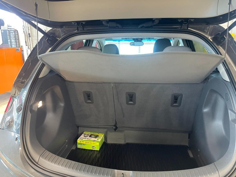 Chevrolet Bolt EV Vehicle Image 15