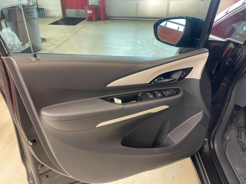 Chevrolet Bolt EV Vehicle Image 19