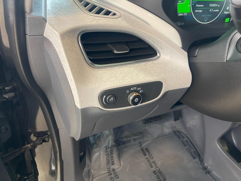 Chevrolet Bolt EV Vehicle Image 20