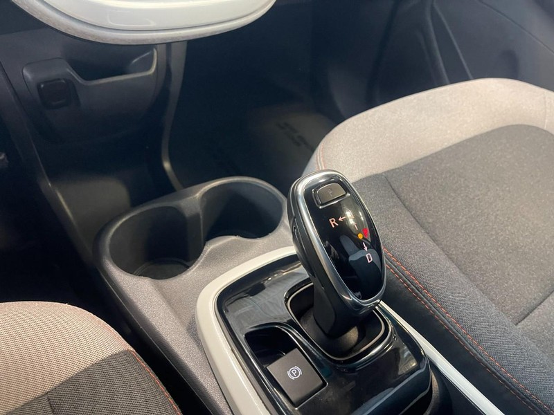 Chevrolet Bolt EV Vehicle Image 25