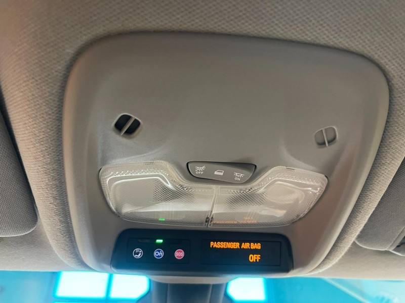 Chevrolet Bolt EV Vehicle Image 30