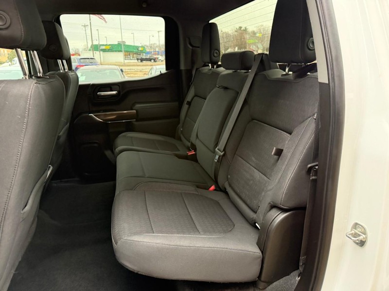 Chevrolet Silverado 1500 Vehicle Image 11