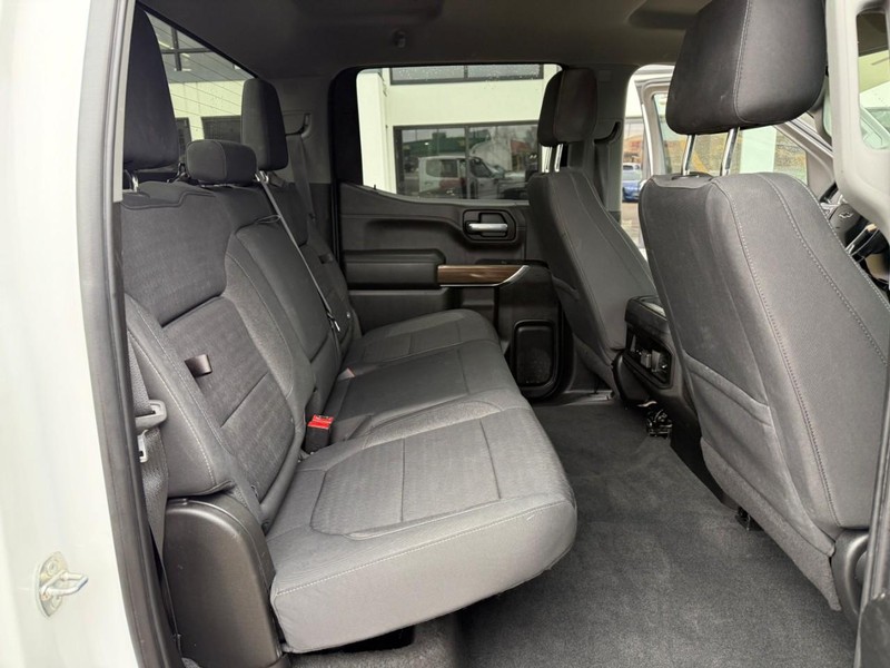 Chevrolet Silverado 1500 Vehicle Image 15