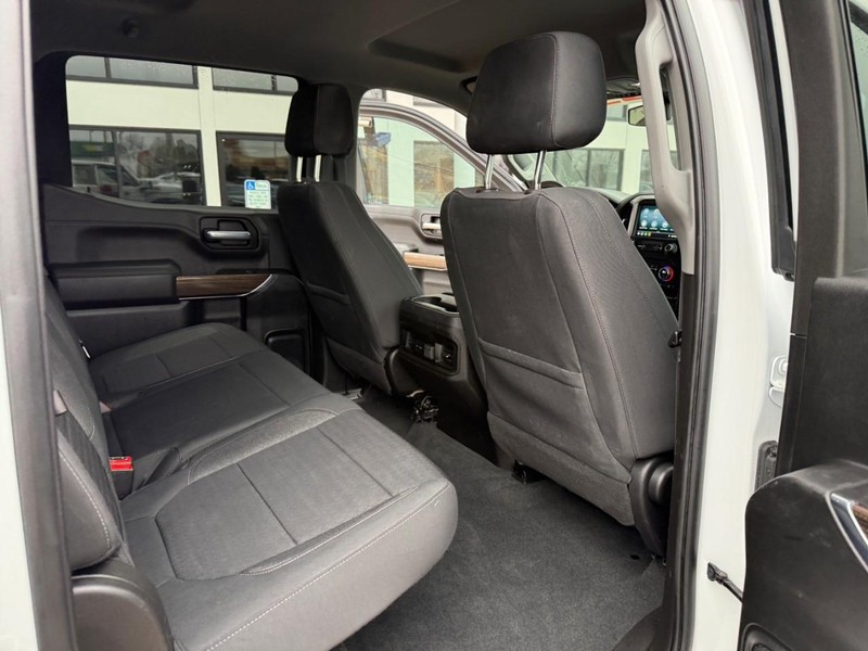 Chevrolet Silverado 1500 Vehicle Image 16