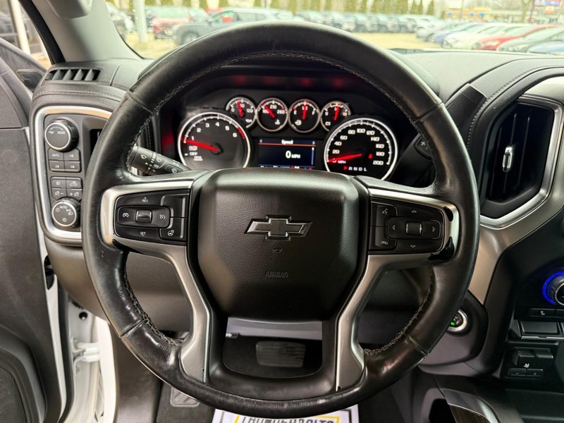 Chevrolet Silverado 1500 Vehicle Image 20