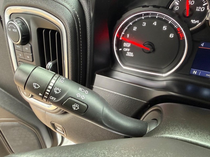 Chevrolet Silverado 1500 Vehicle Image 21