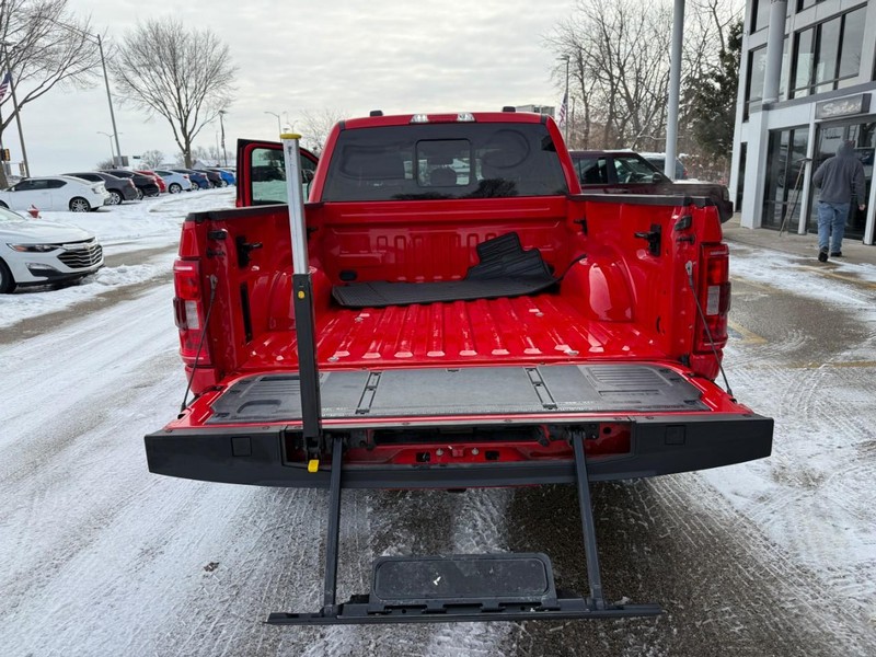 Ford F-150 Vehicle Image 14