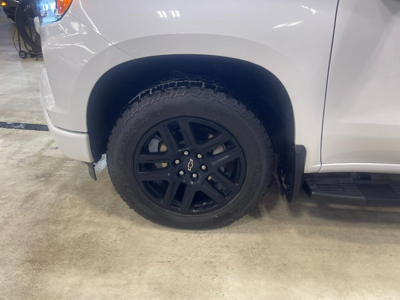 Chevrolet Silverado 1500 Vehicle Image 06