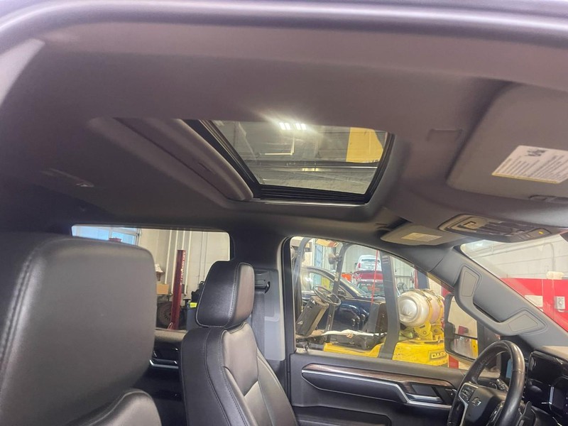 Chevrolet Silverado 1500 Vehicle Image 10