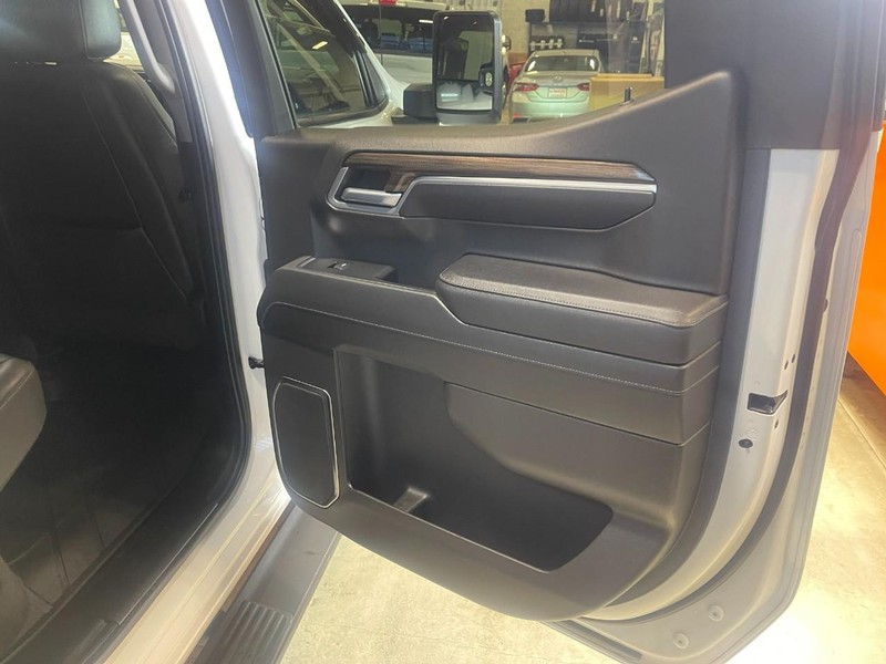 Chevrolet Silverado 1500 Vehicle Image 15