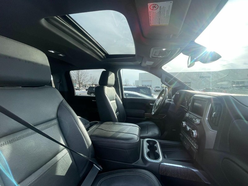 GMC Sierra 2500HD Vehicle Image 04