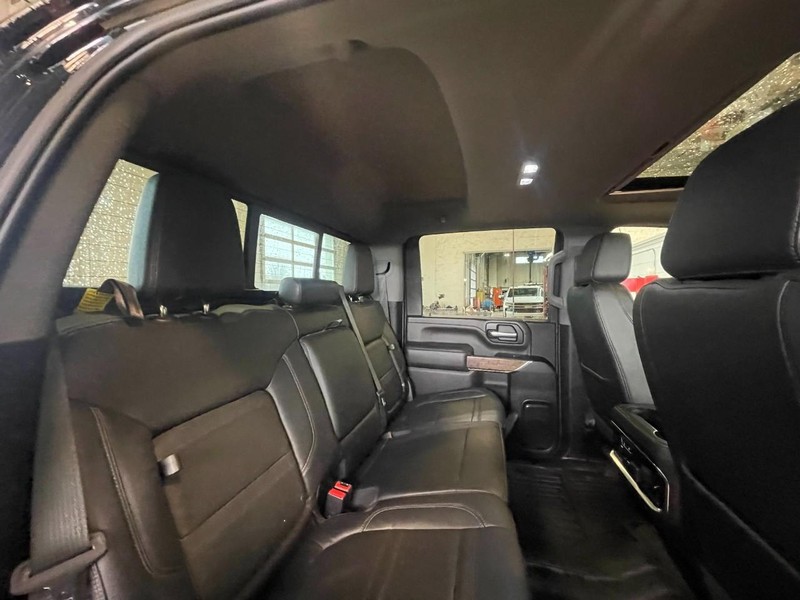 GMC Sierra 2500HD Vehicle Image 17