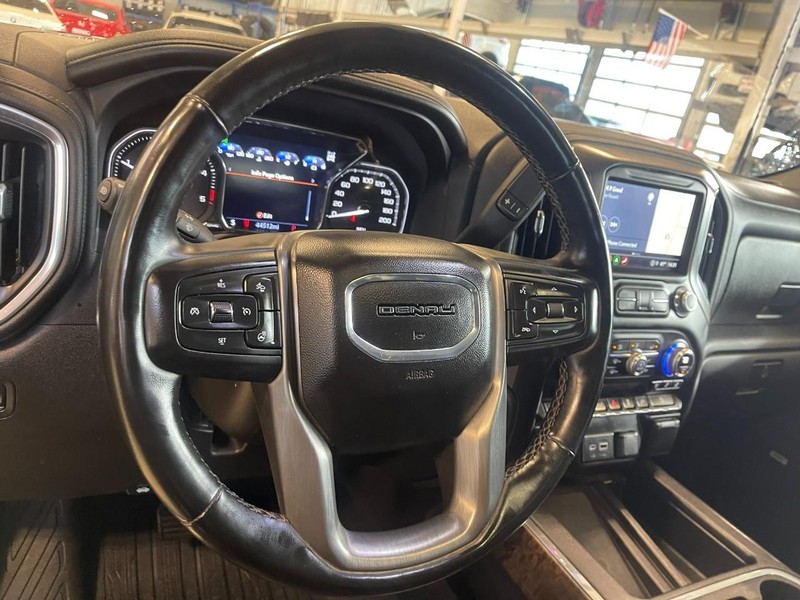 GMC Sierra 2500HD Vehicle Image 26