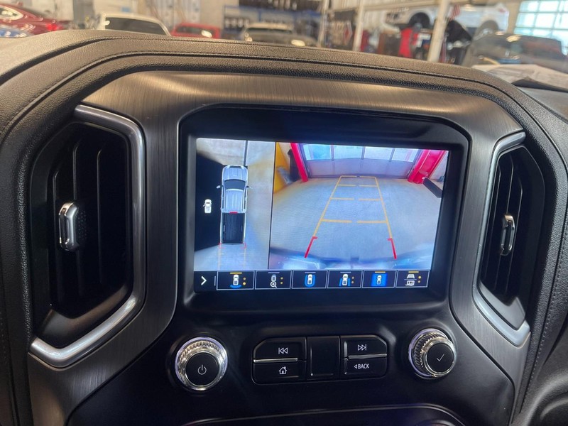 GMC Sierra 2500HD Vehicle Image 34