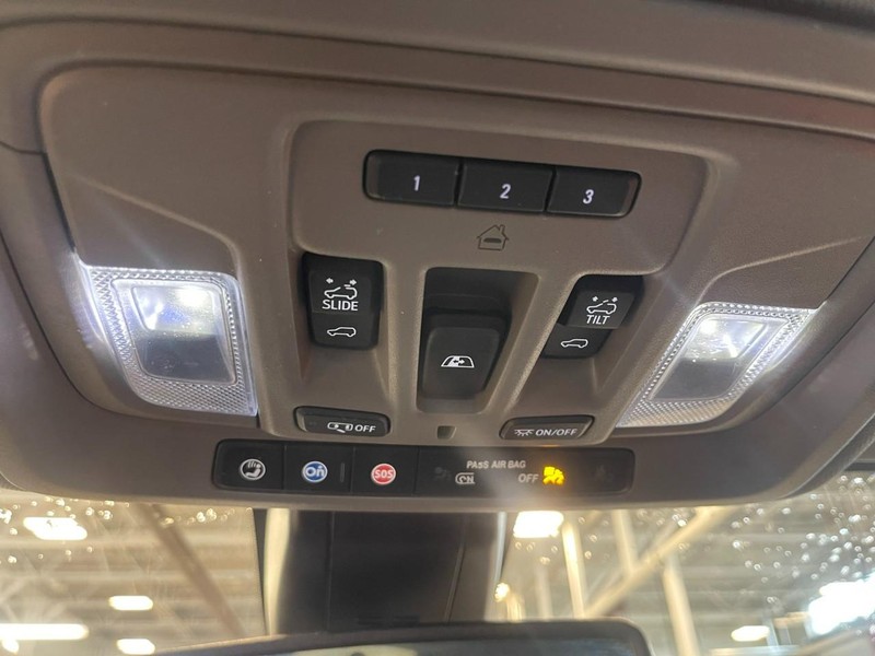 GMC Sierra 2500HD Vehicle Image 36