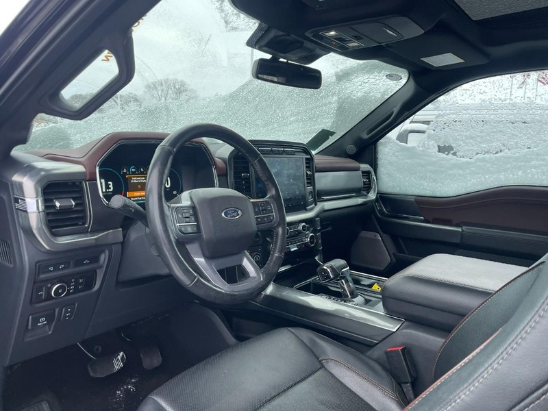 Ford F-150 Vehicle Image 02