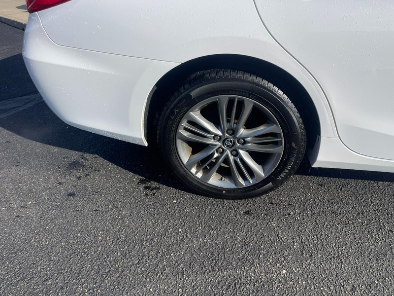 Toyota Camry Vehicle Image 08