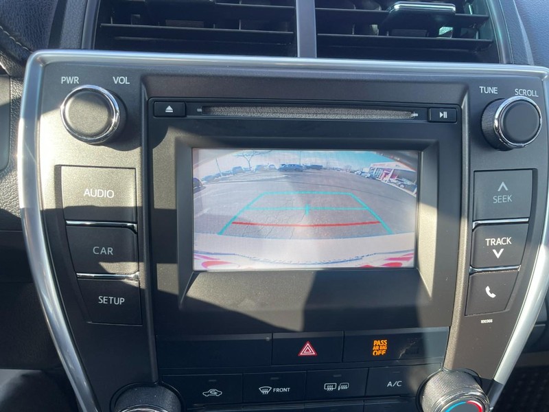 Toyota Camry Vehicle Image 28