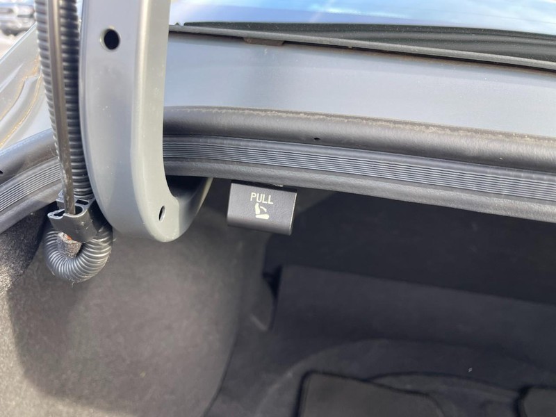 Hyundai Elantra Vehicle Image 15