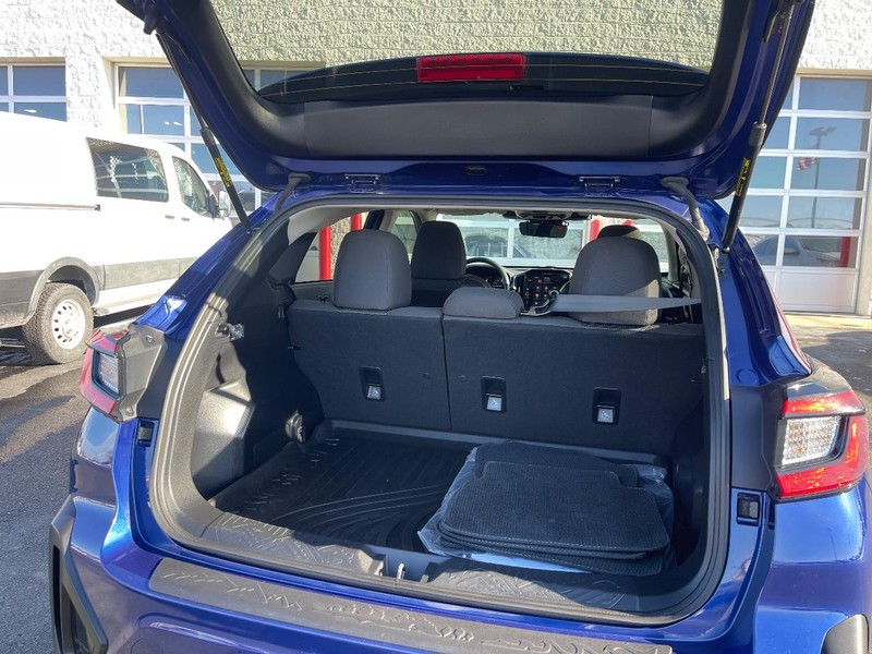 Subaru Crosstrek Vehicle Image 14